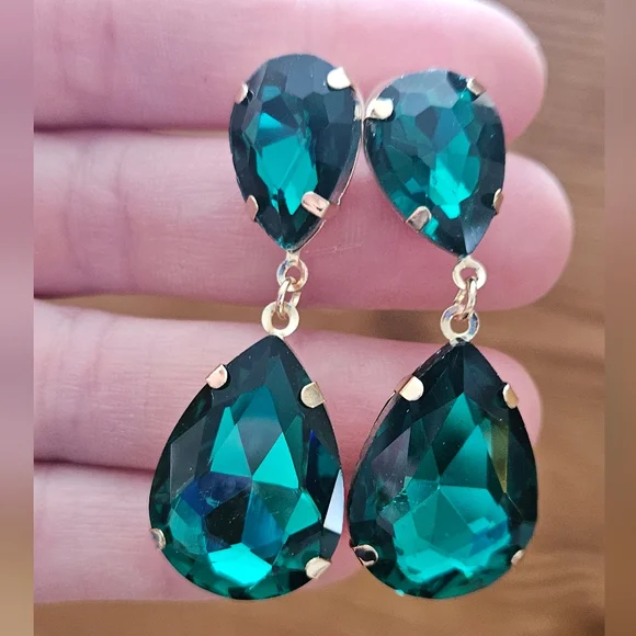 Emerald Green Statement Necklace And Earrings Fashion Jewlery Costume - Picture 7 of 10